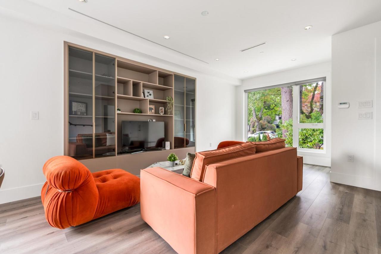 הוילה Charming And Modern Retreat In Vancouver Trendy 42Nd Avenue Neighbourhood מראה חיצוני תמונה