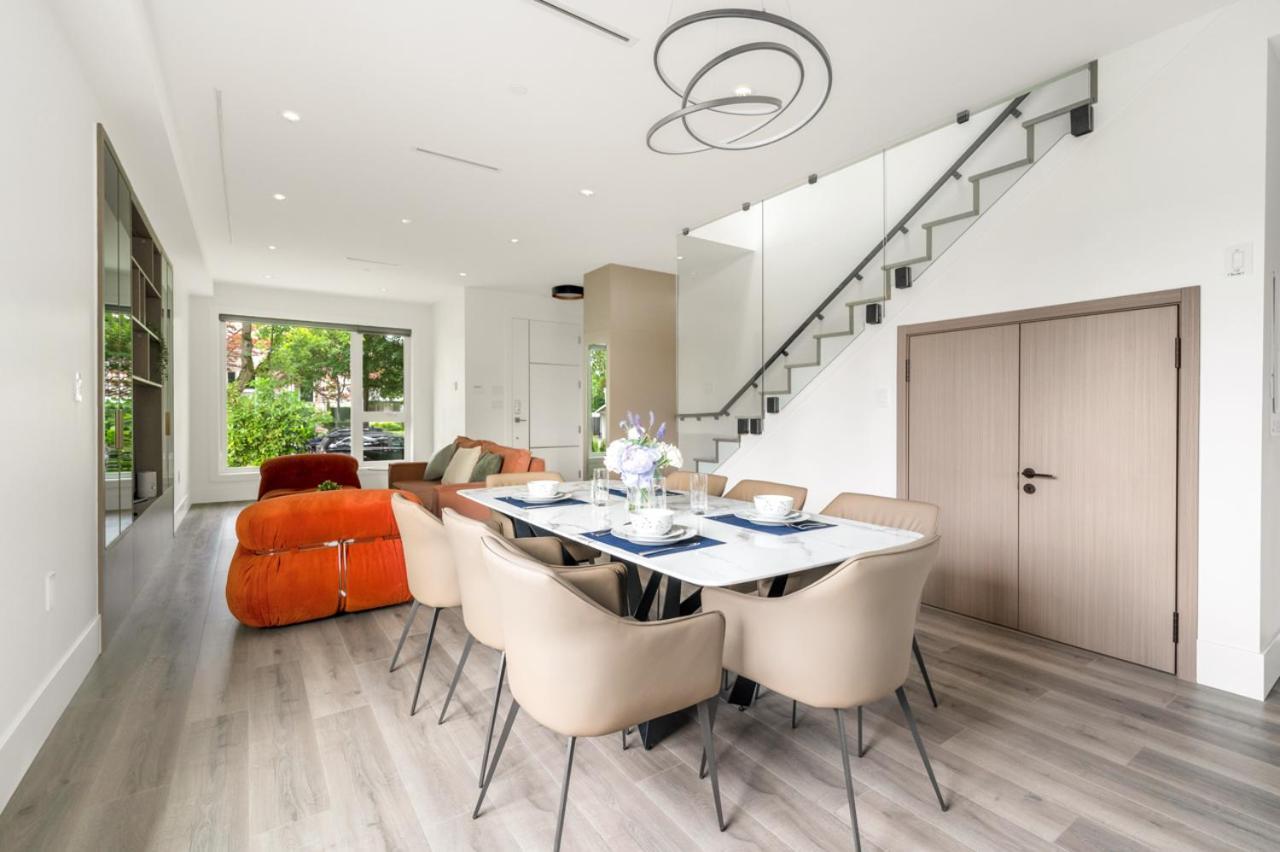 הוילה Charming And Modern Retreat In Vancouver Trendy 42Nd Avenue Neighbourhood מראה חיצוני תמונה